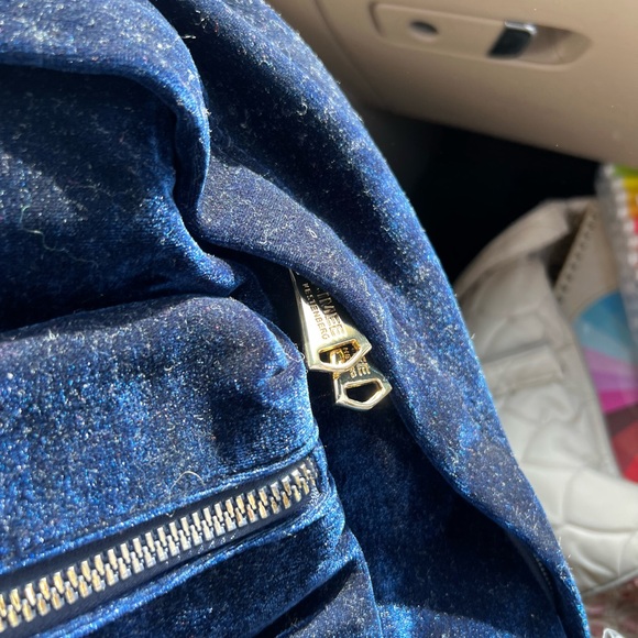 Aimee Kestenberg ~ Velvet Woodside Royal Blue ~ Backpack purse! - Picture 6 of 17